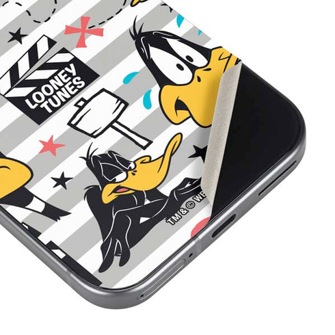 Looney Tunes Daffy Duck Striped Patches Pixel 9 Pro XL Skin